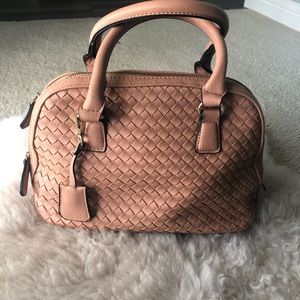 Fashion Handbag with Straps